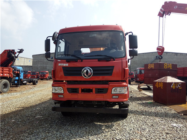 東風(fēng)單橋石煤8噸隨車(chē)吊 東風(fēng)單橋石煤8噸隨車(chē)吊