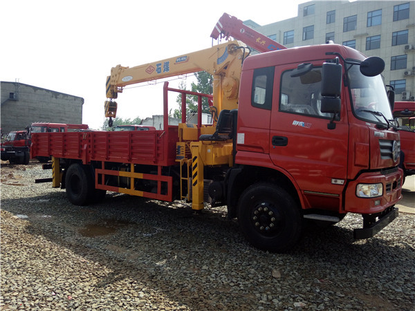 東風(fēng)單橋石煤8噸隨車(chē)吊 東風(fēng)單橋石煤8噸隨車(chē)吊