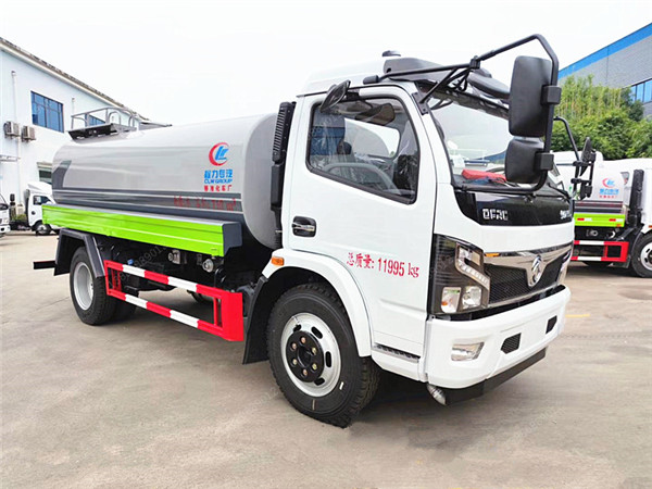 東風(fēng)福瑞卡新款灑水車