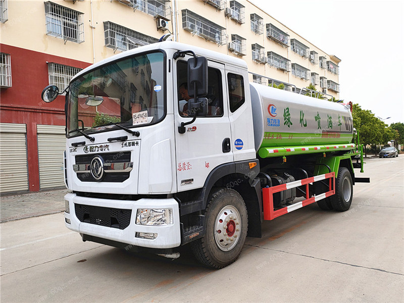 抑塵霧炮車