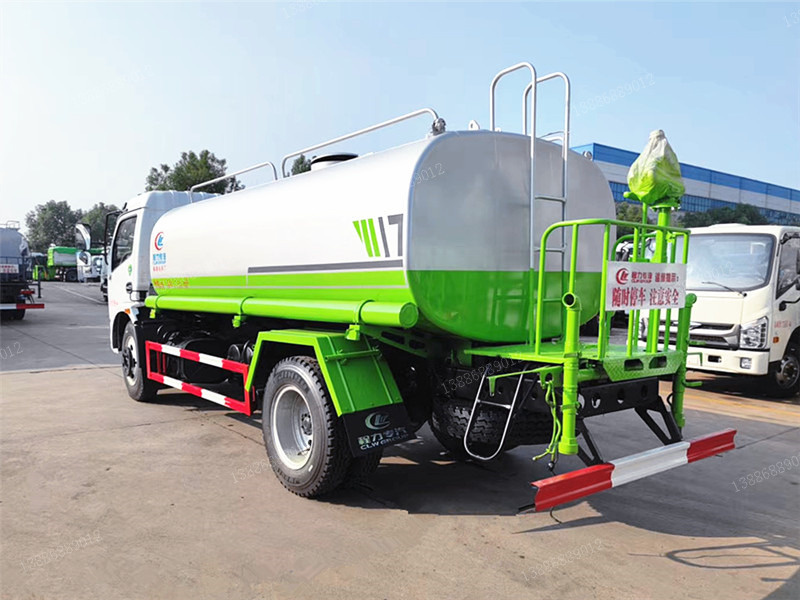 東風(fēng)福瑞卡國六灑水車